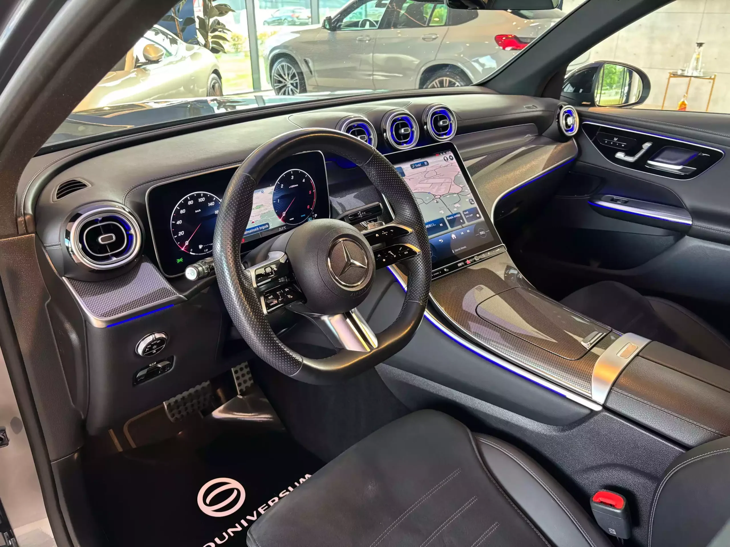 Mercedes GLC 220d 4Matic AMG – Digital Light, kamera 360°, alu 20″