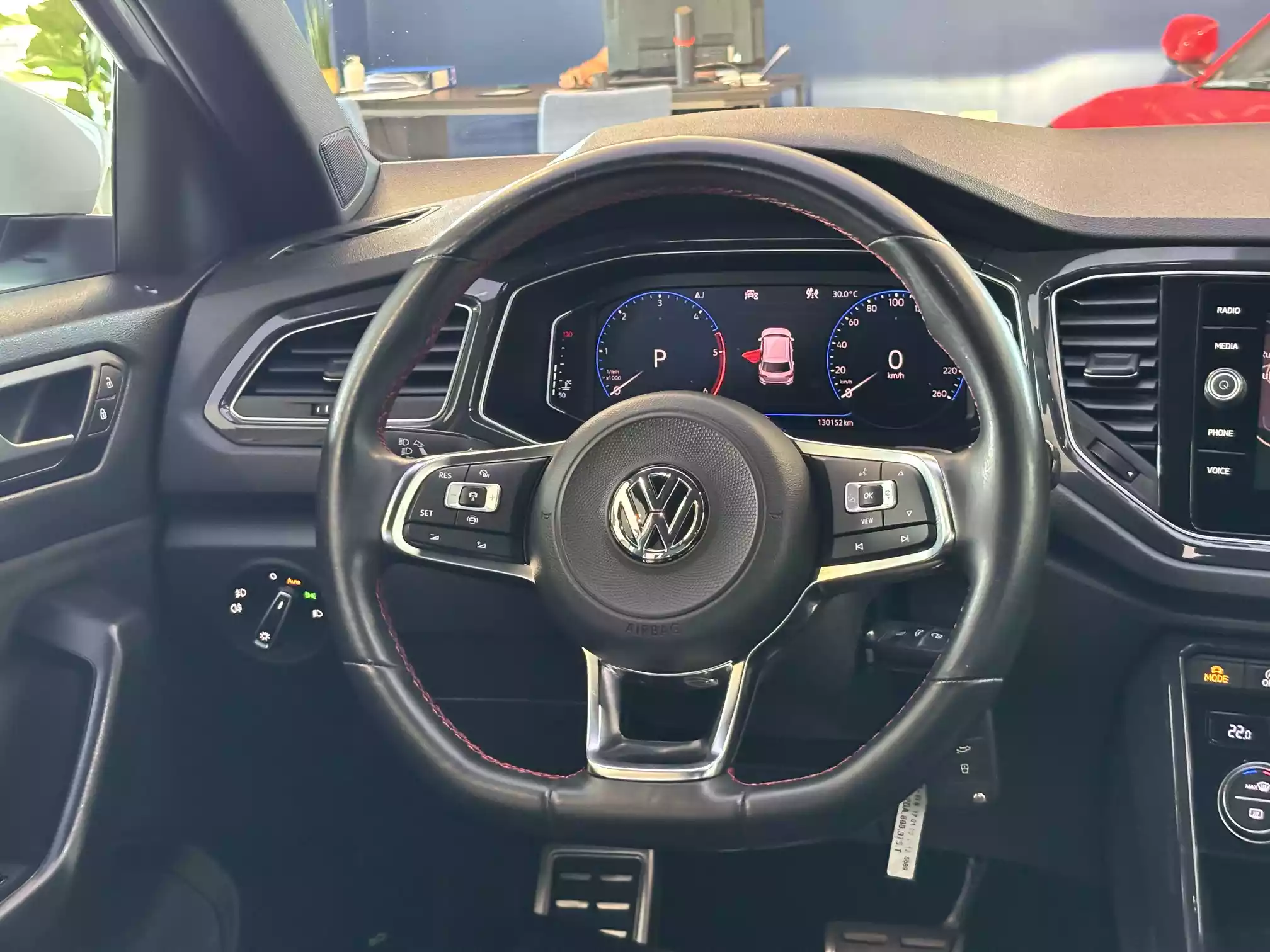 VW T-Roc 2.0 TDI DSG R-Line