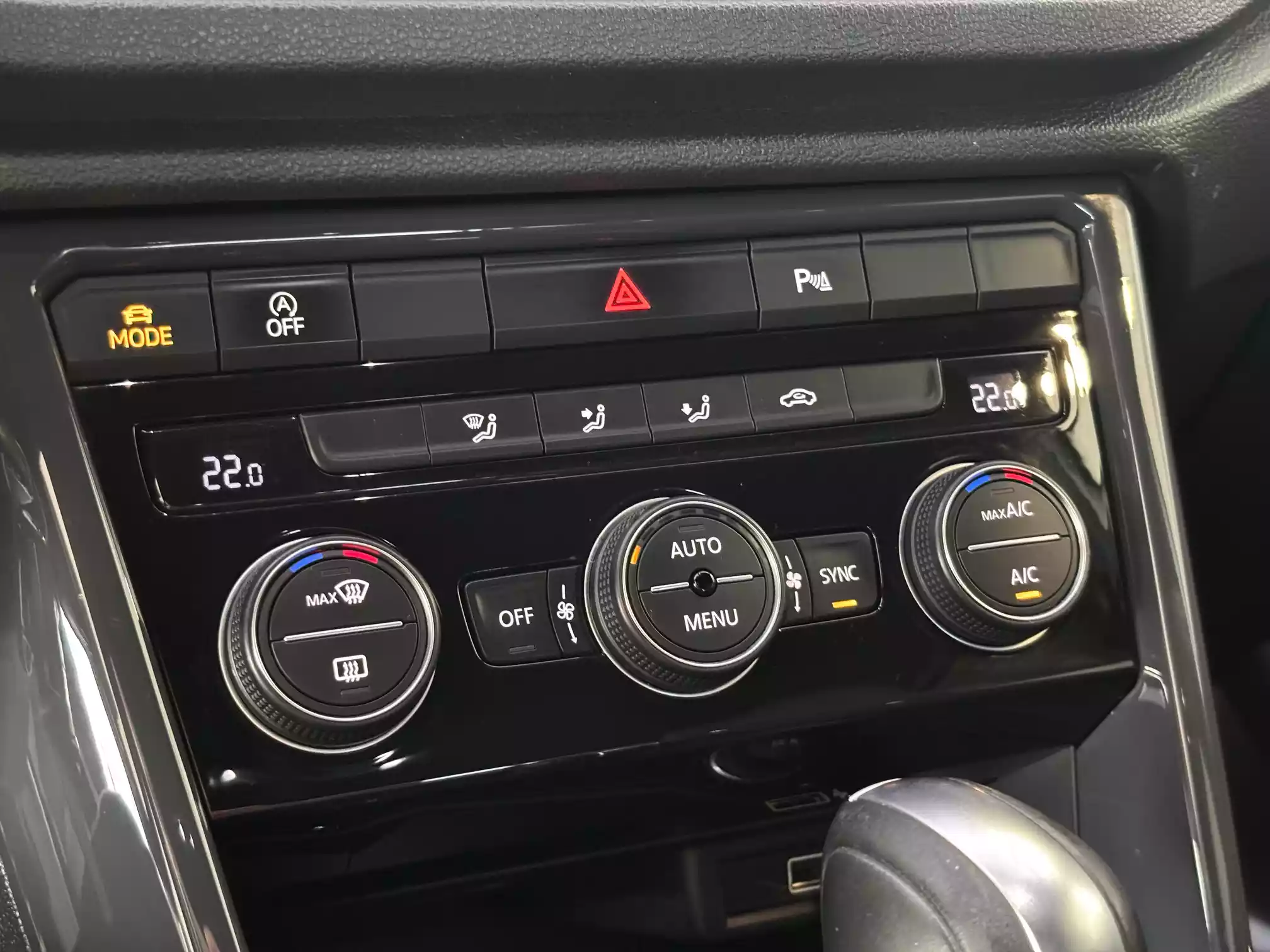 VW T-Roc 2.0 TDI DSG R-Line