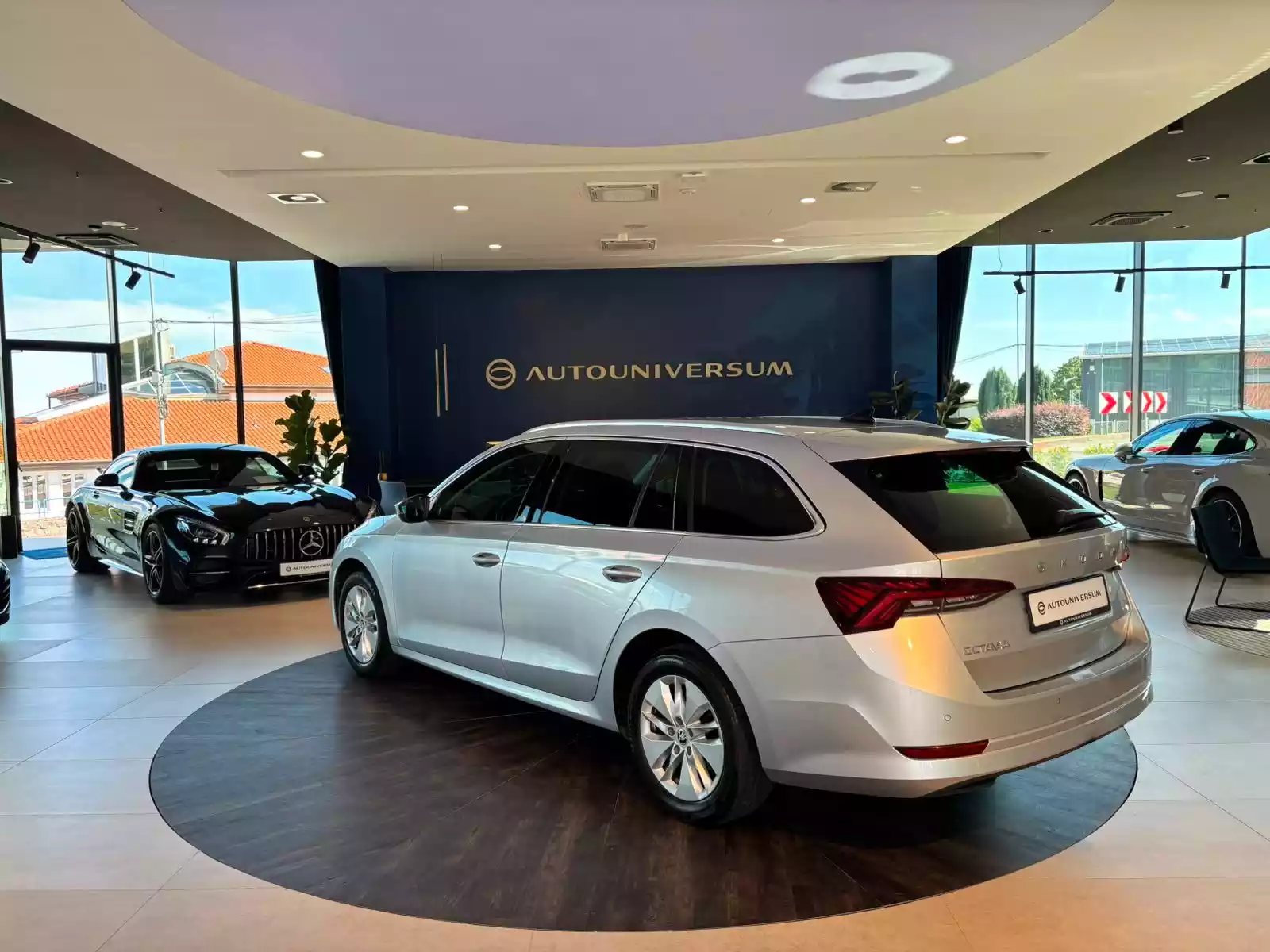 Škoda Octavia Combi 2.0 TDI DSG Ambition