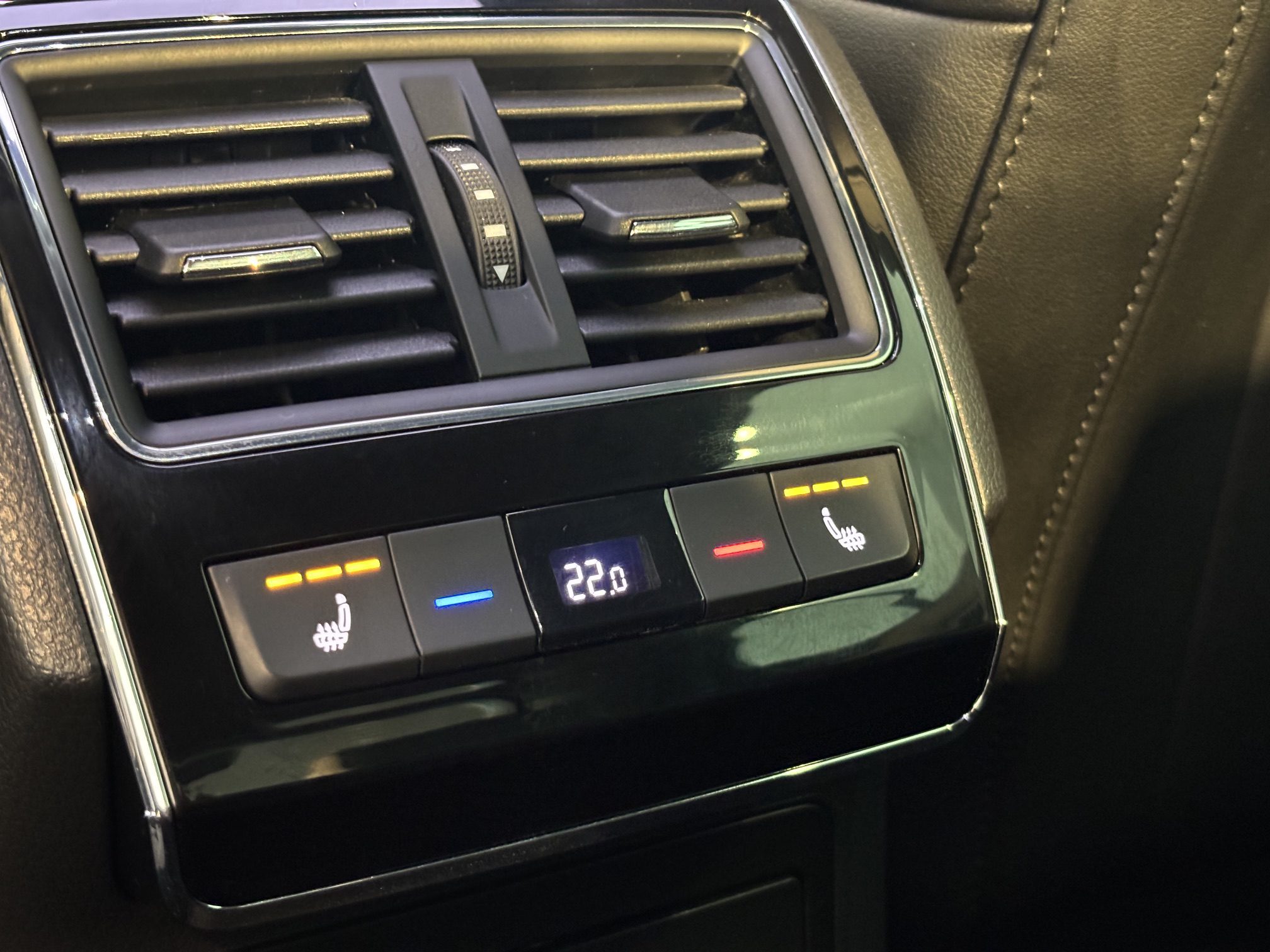 Škoda Superb 2.0 TDI DSG Laurin&Klement