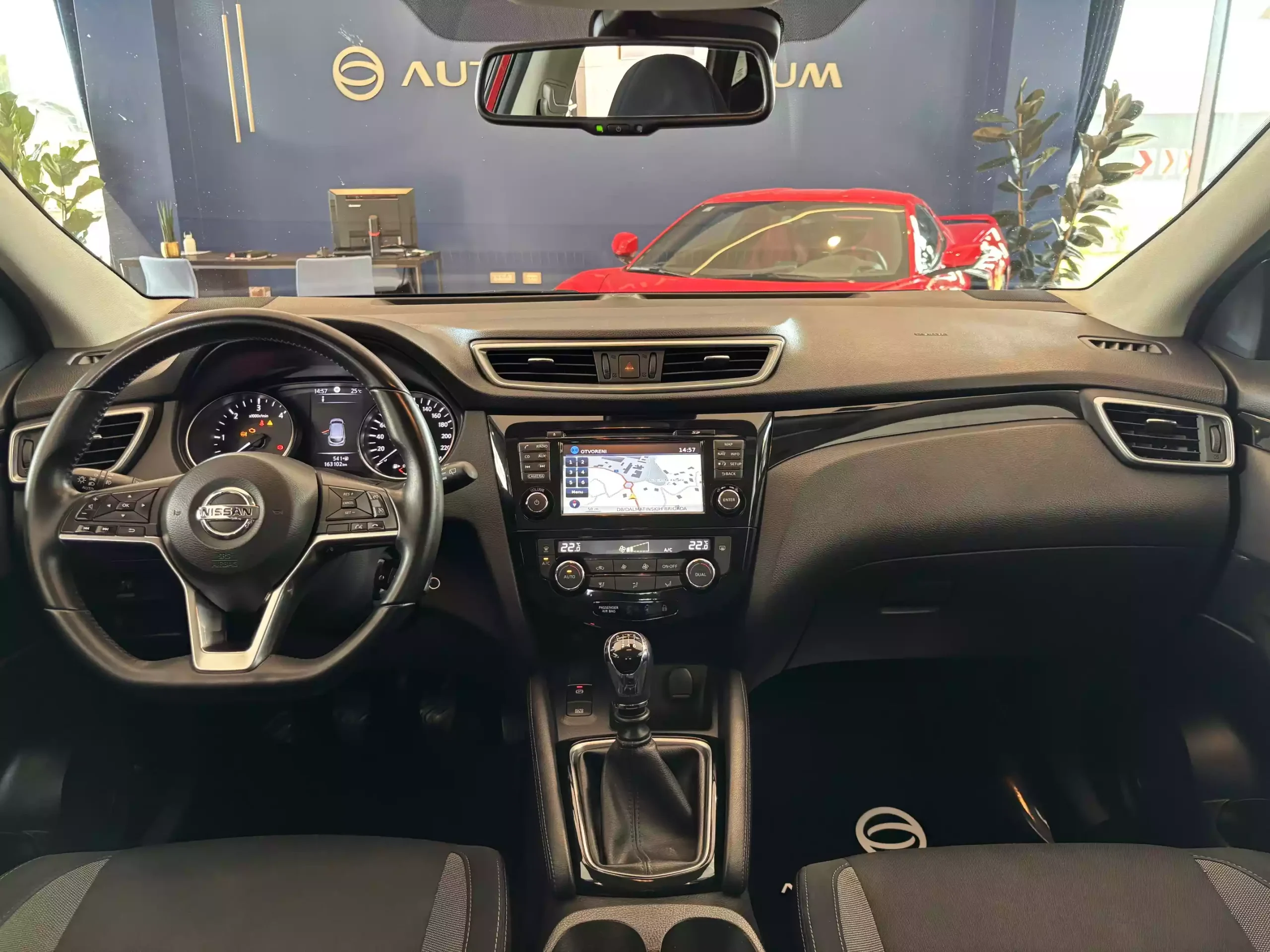 Nissan Qashqai 1.6 dCi N-Connecta