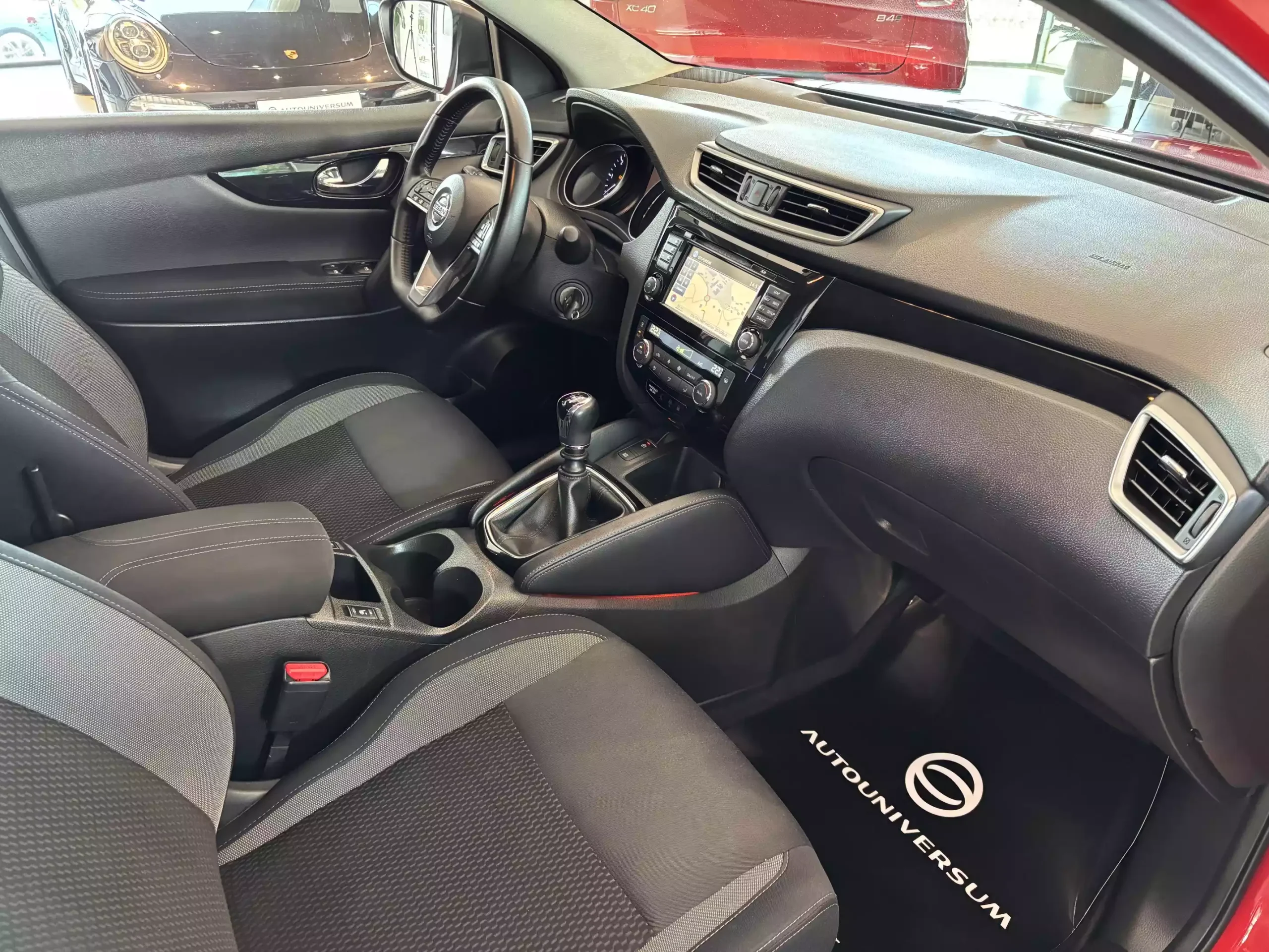 Nissan Qashqai 1.6 dCi N-Connecta