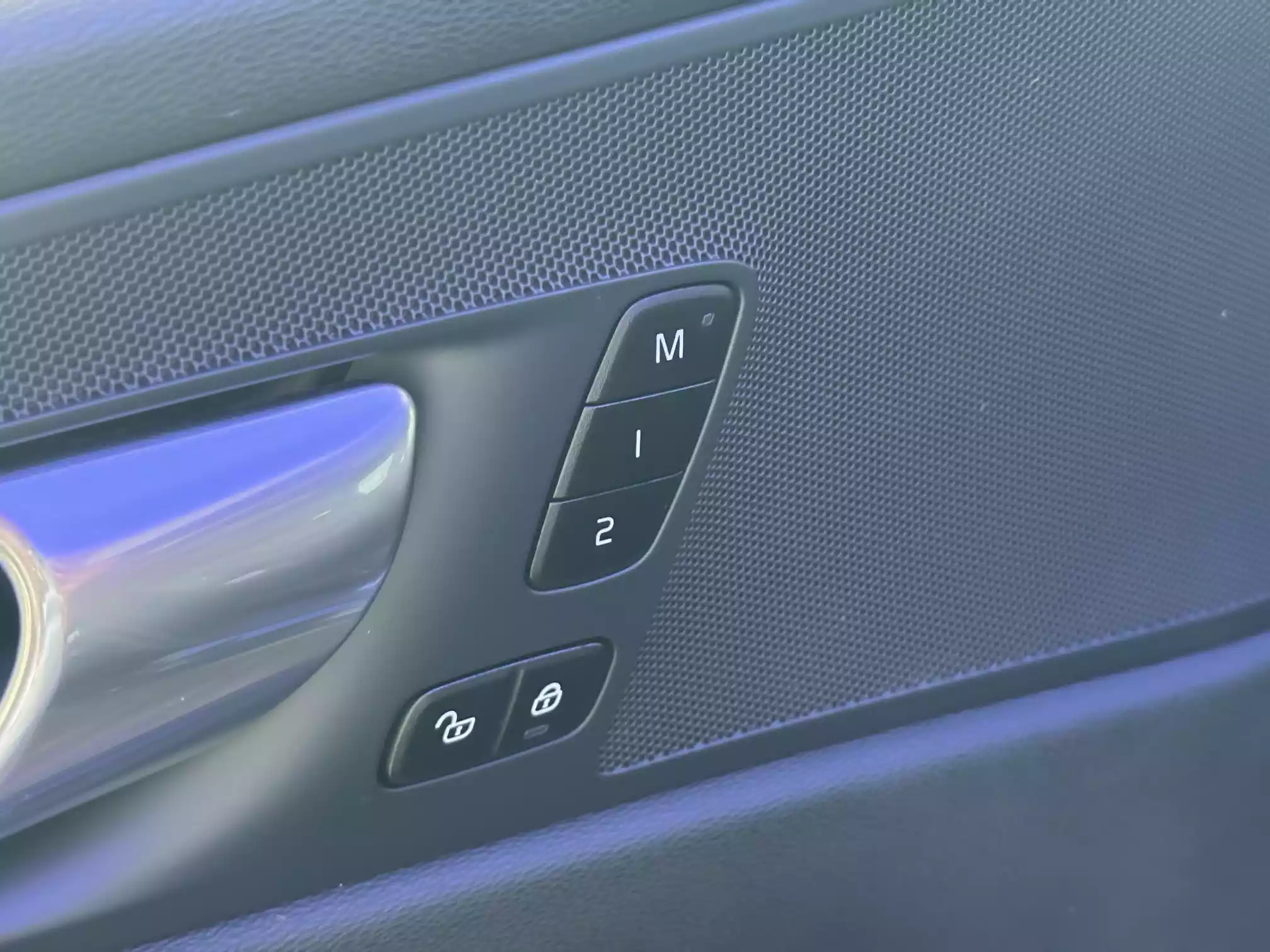 Volvo XC60 B4 R-Design Automatic