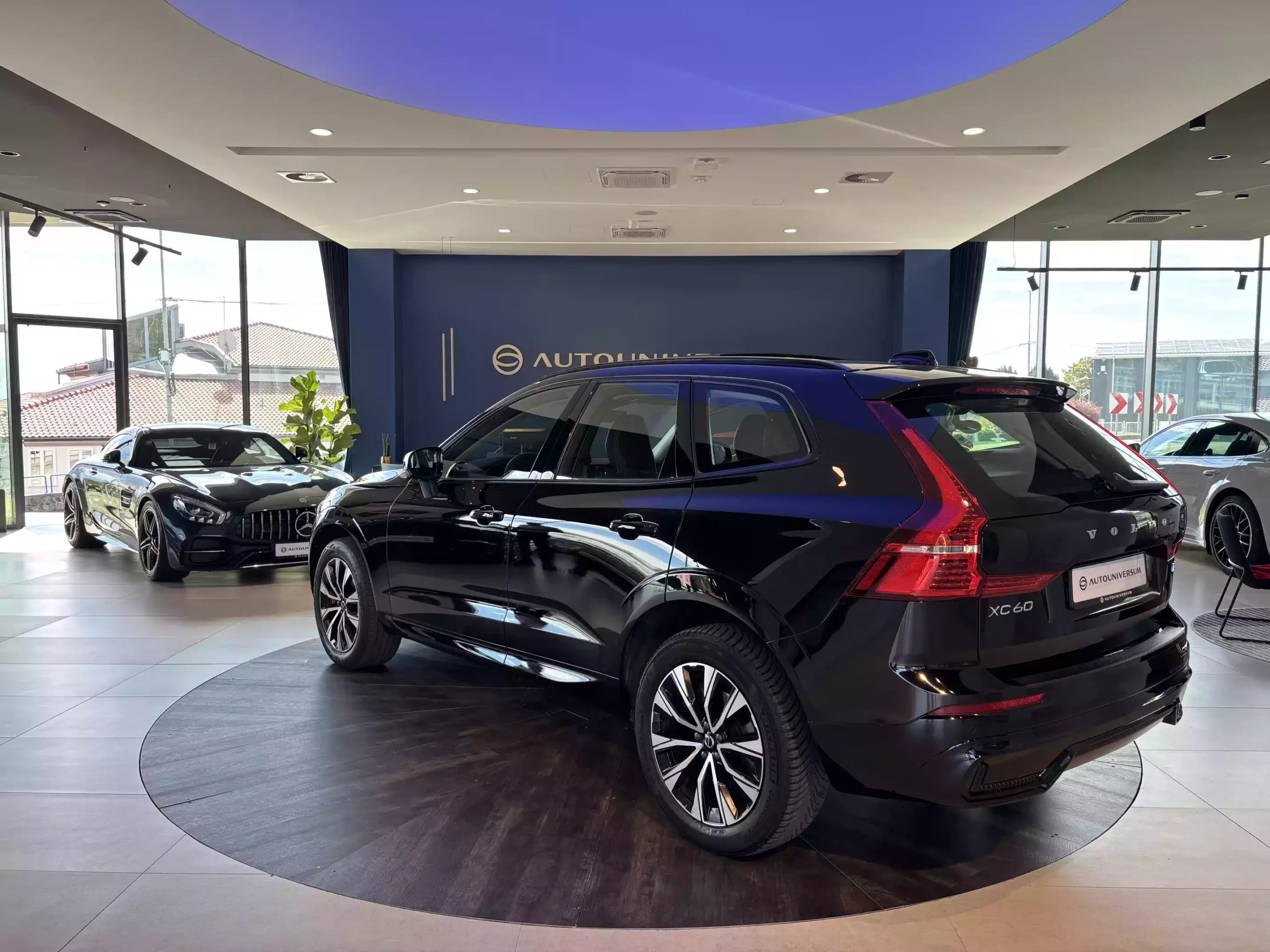 Volvo XC60 B4 R-Design Automatic