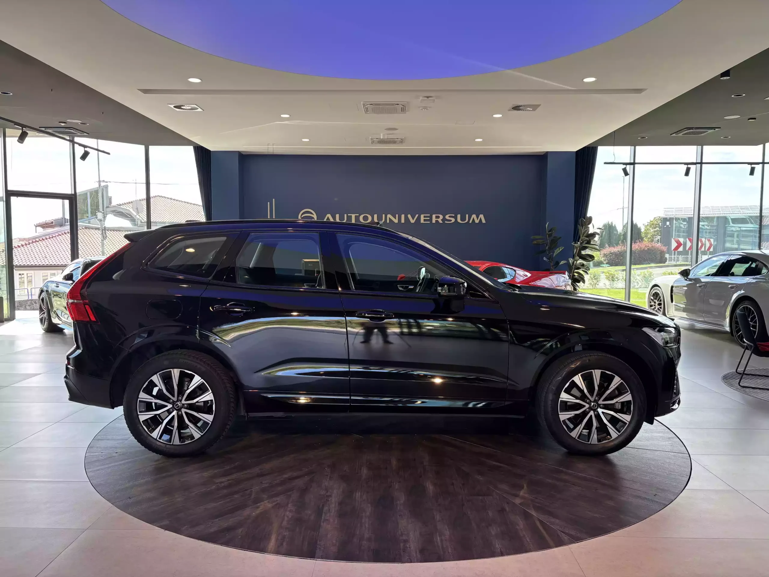 Volvo XC60 B4 R-Design Automatic