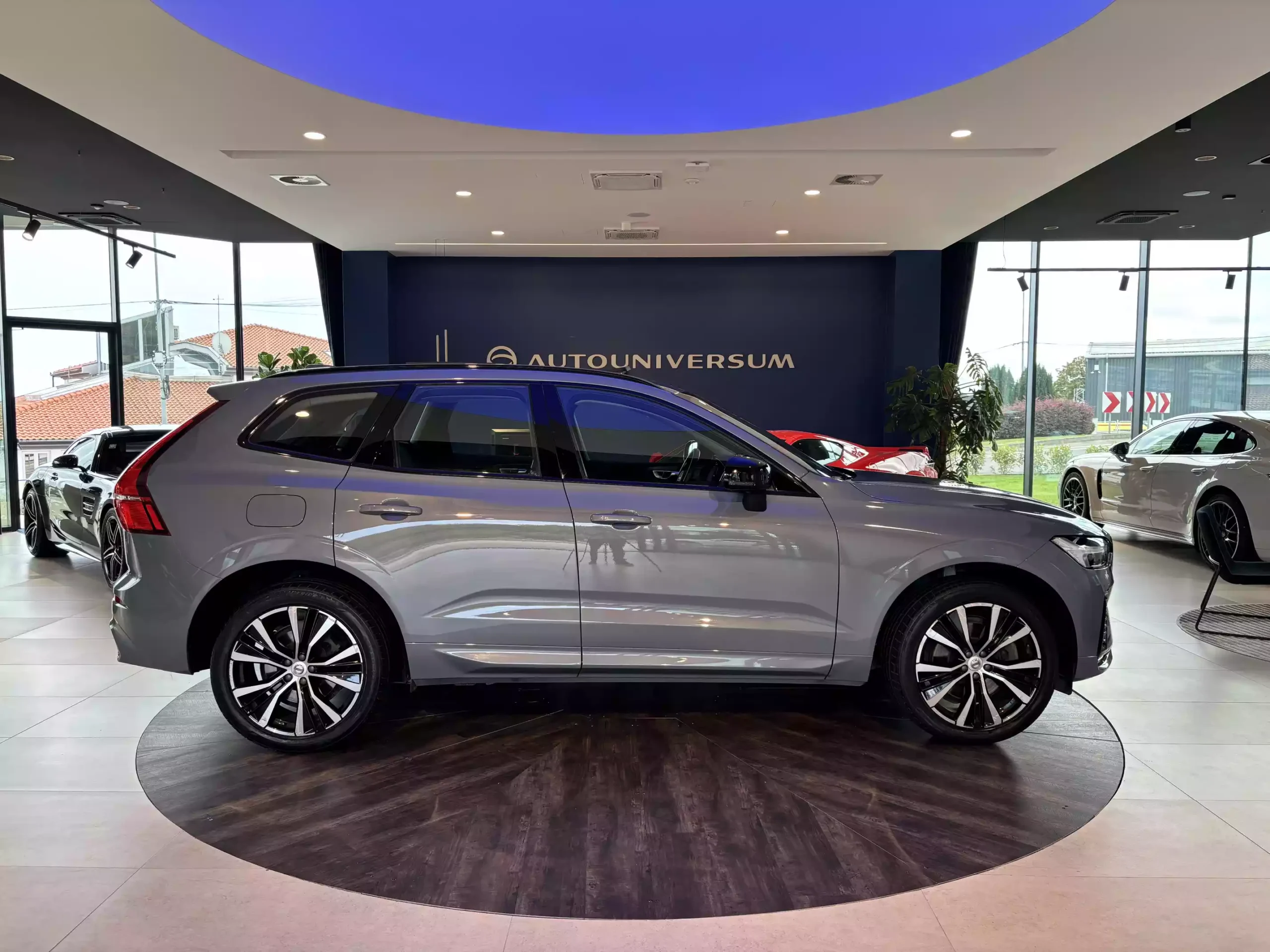 Volvo XC60 B4 D R-Design Automatic
