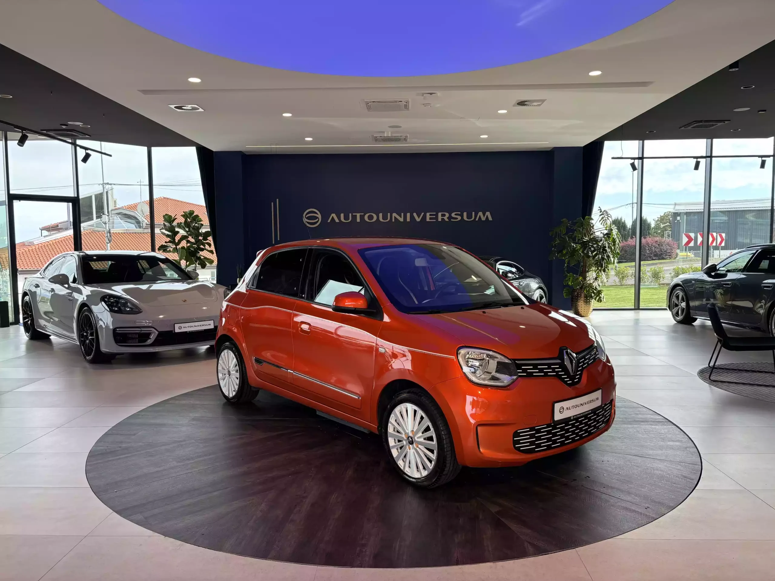 Renault Twingo Z.E. R80 Intens