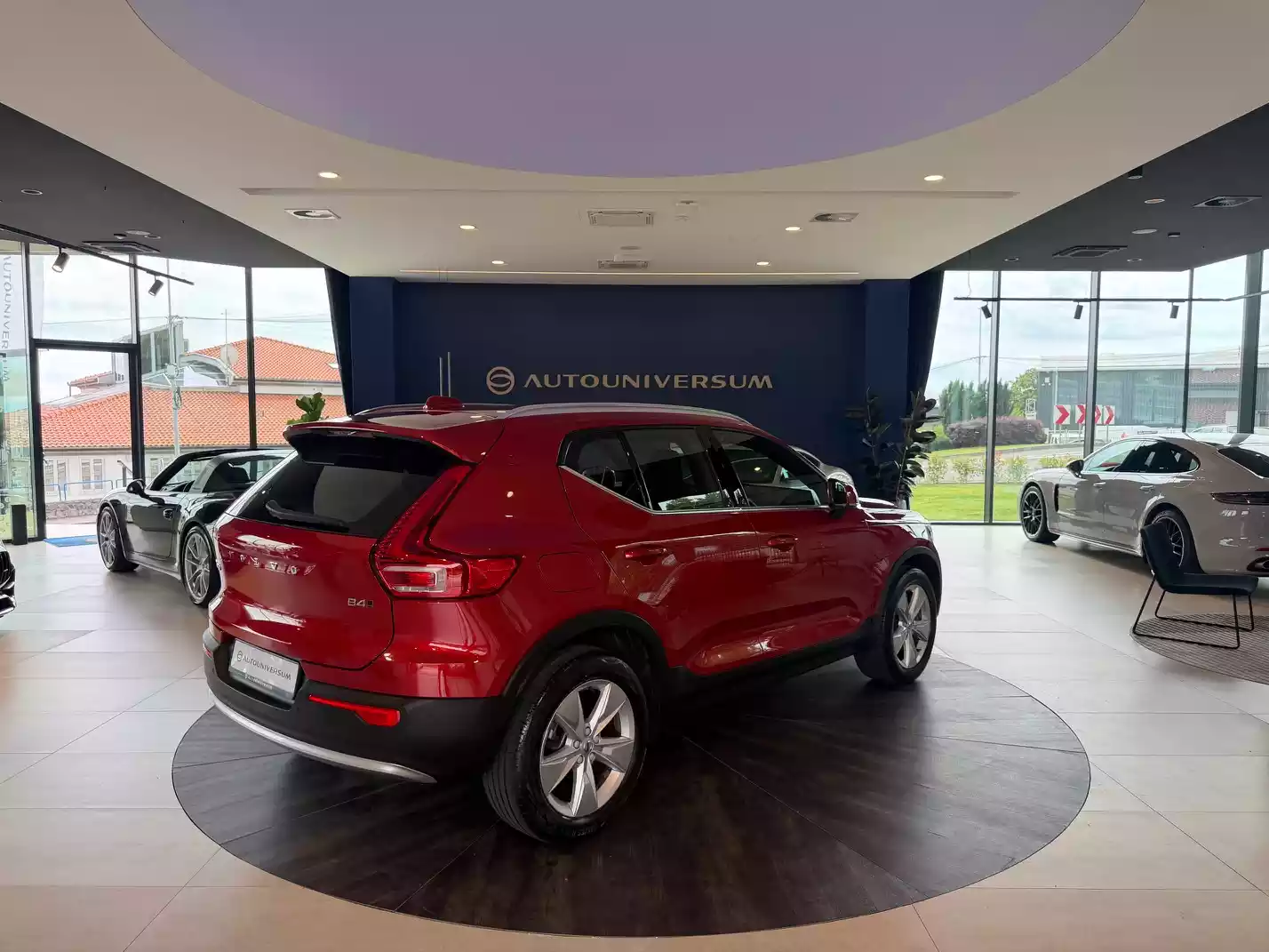 Volvo XC40 B4 (P) Advanced Bright AWD Automatic