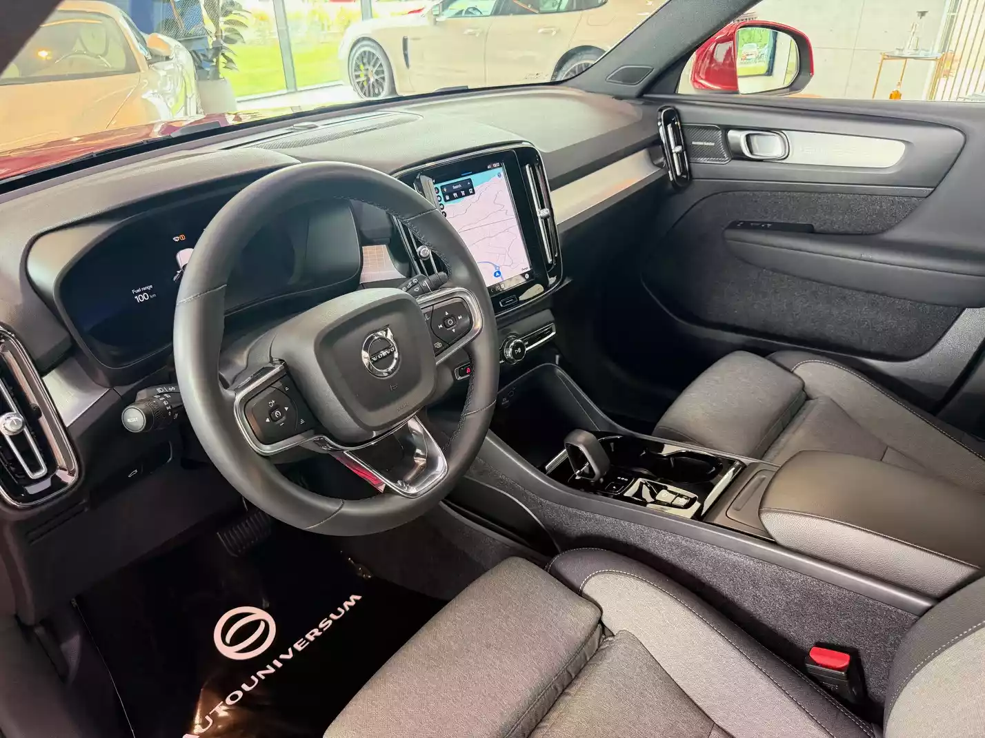 Volvo XC40 B4 (P) Advanced Bright AWD Automatic